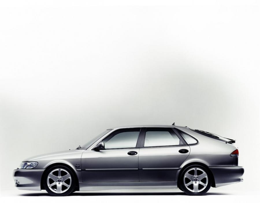  Saab 9-3 2005 года  (фото 18 из 30)